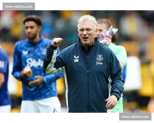 埃弗顿抢滩沃克争夺战 莫耶斯瞄准曼城老将补强防线 埃弗顿抢滩沃克争夺战 莫耶斯瞄准曼城老将补强防线