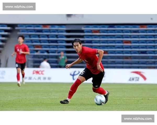 武汉三镇双星闪耀!何锦程接棒张家鸣入选拜仁世界队 武汉三镇双星闪耀!何锦程接棒张家鸣入选拜仁世界队